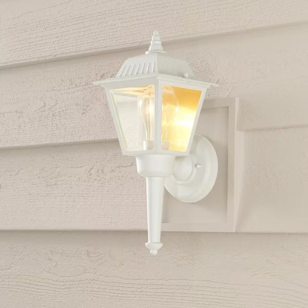 Hampton Bay White 13.5 in. 1-Light Outdoor Wall Porch Light Fixture Clear Glass